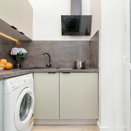 شقة Cosy Near The Old Town In By Renters *